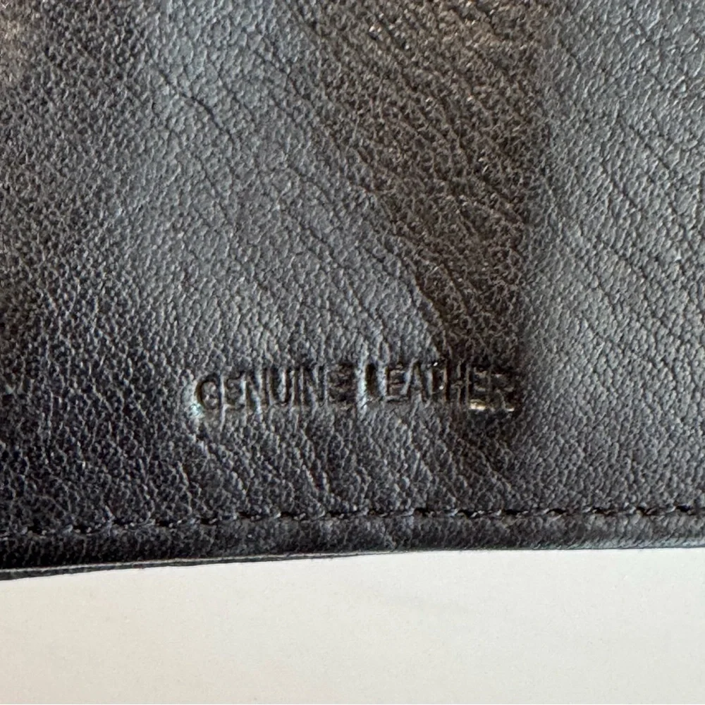 Fossil Tri‎ Fold Black Leather Wallet Bag